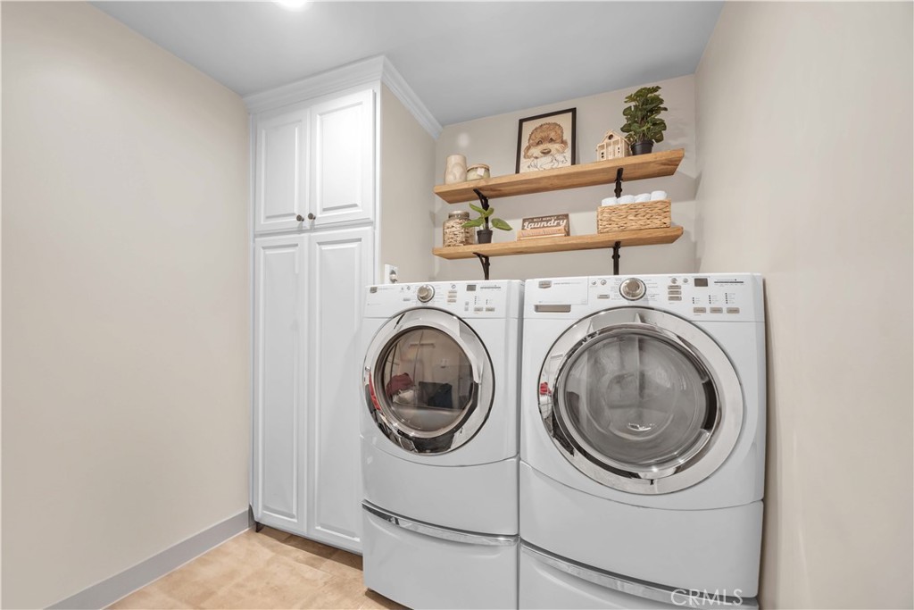 30125 Avenida Classica