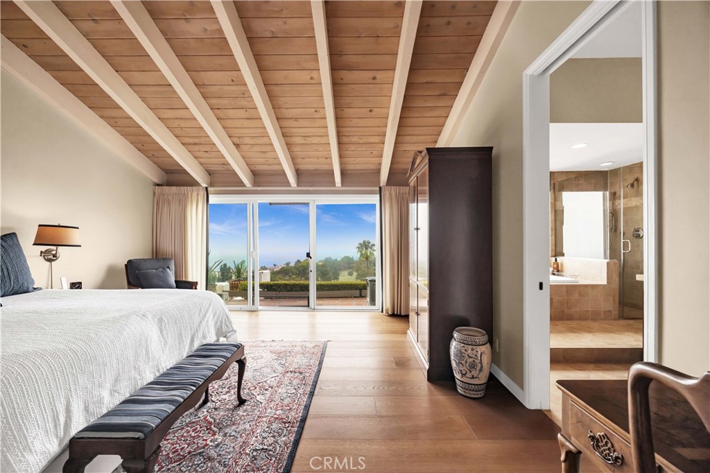 30125 Avenida Classica