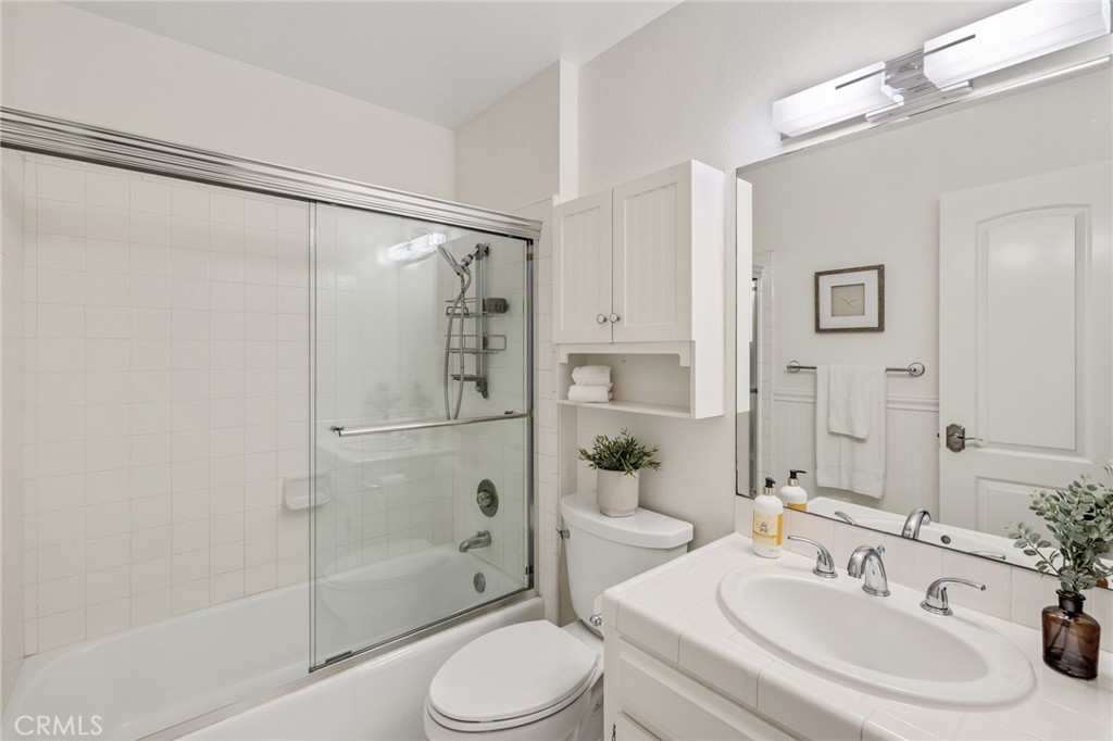 1450 Manhattan Beach Boulevard C