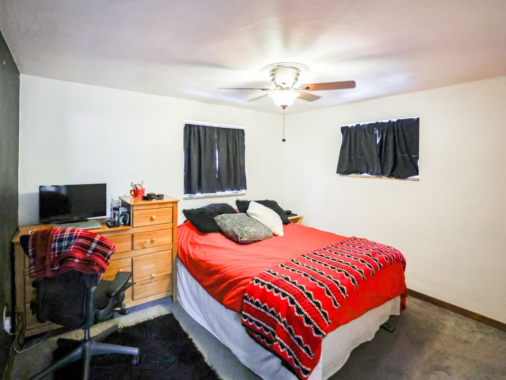 466 42nd Street