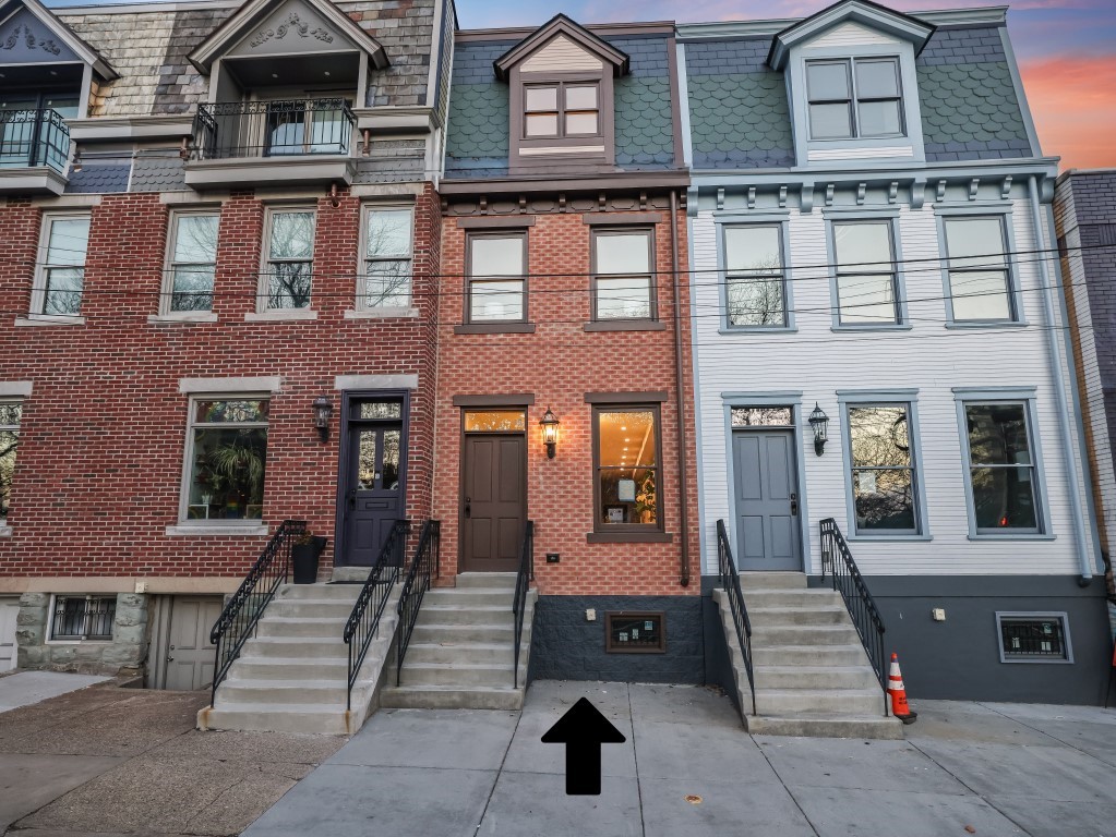 708 Cedar Avenue