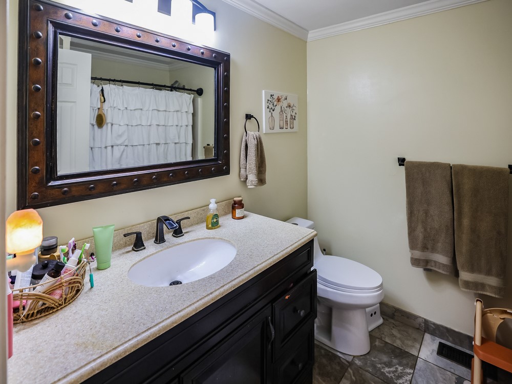 136 Ridgewood Drive