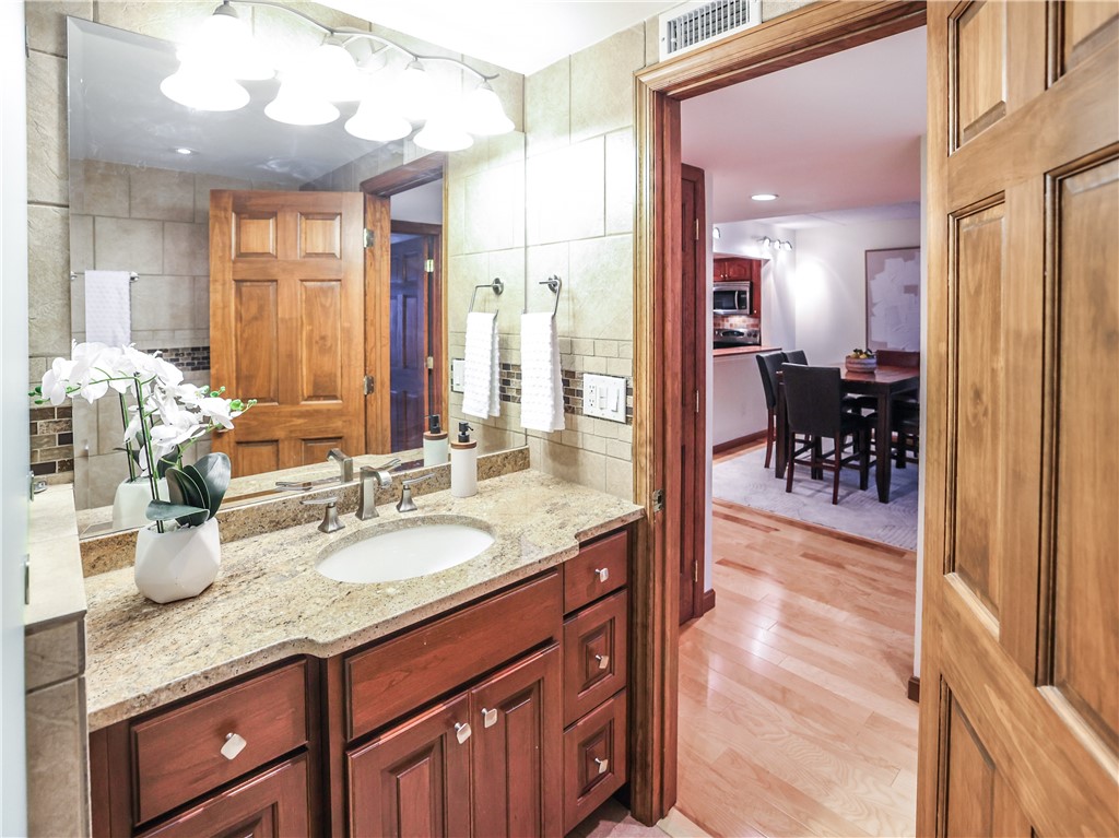 1000 Grandview Avenue 1103