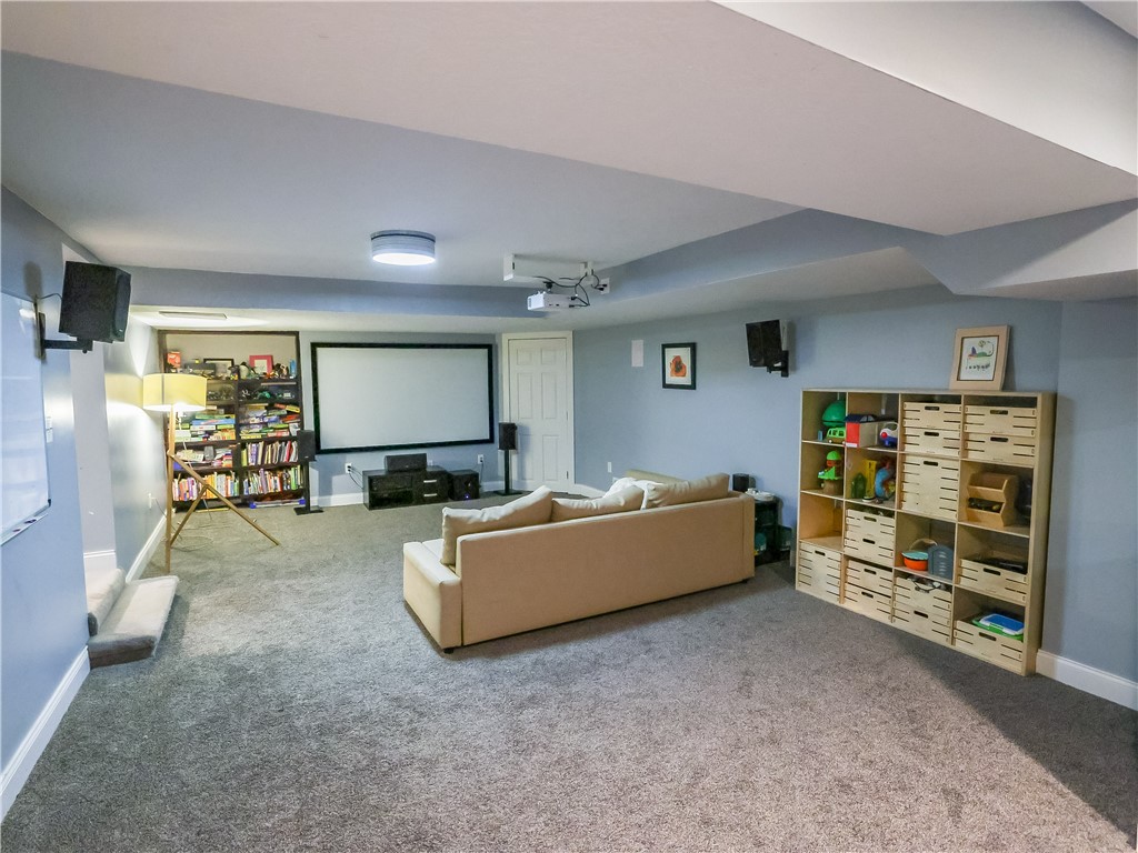 464 Avon Drive