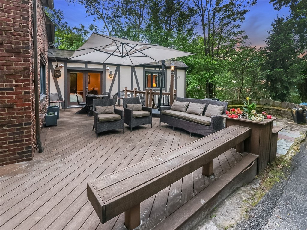 464 Avon Drive