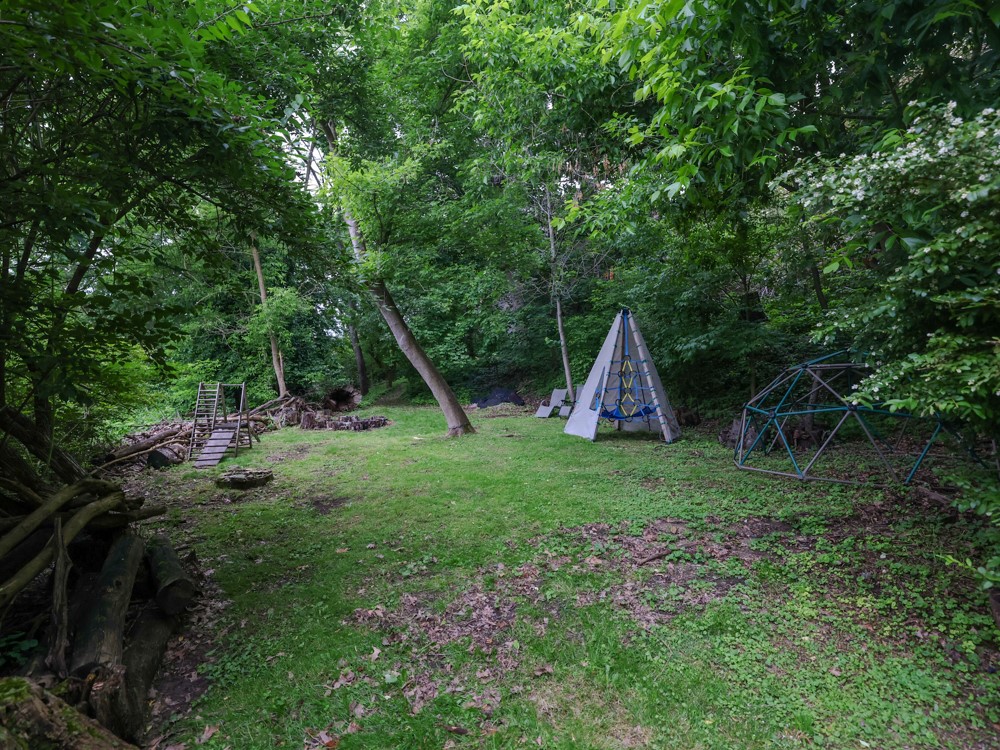464 Avon Drive