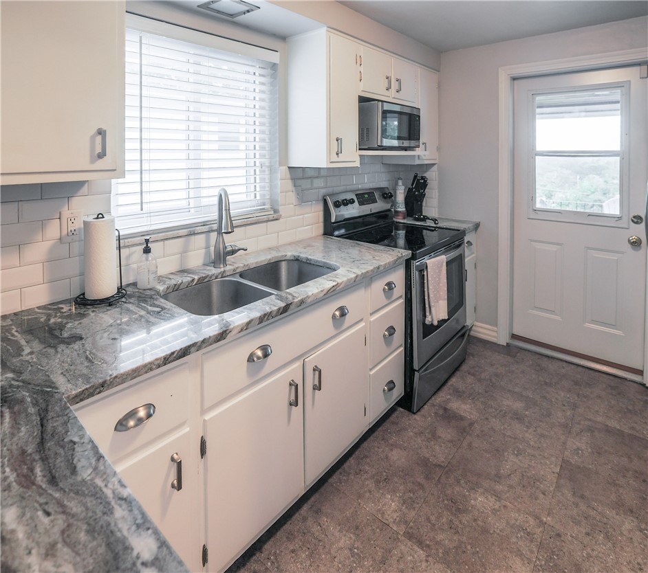 1024 Dallett Road