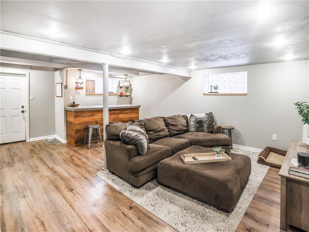 1024 Dallett Road