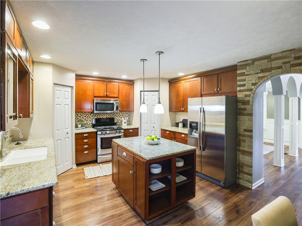 1015 Granite Drive