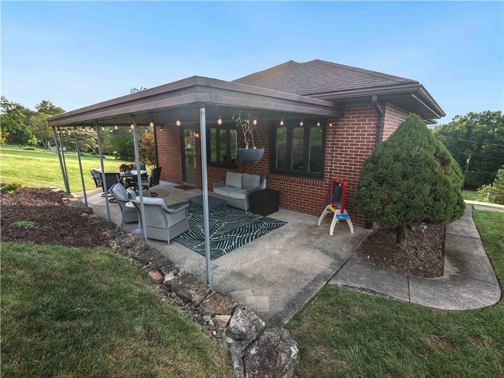 121 Oakmont Street