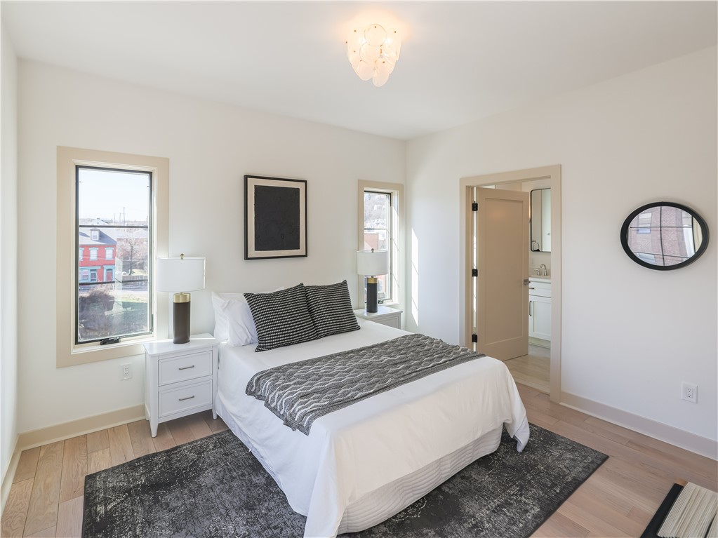 909 Rickenbach Street