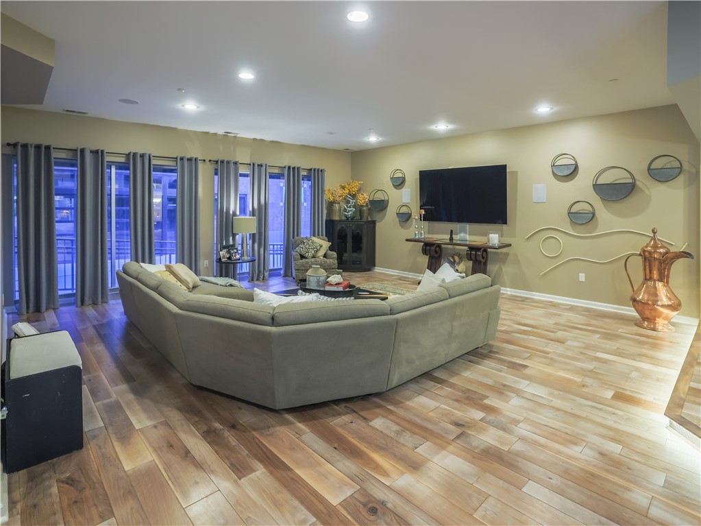 2434 Smallman Street 119