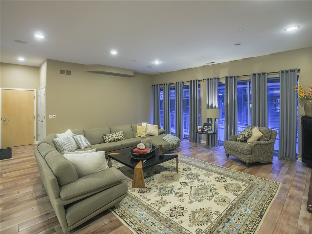 2434 Smallman Street 119