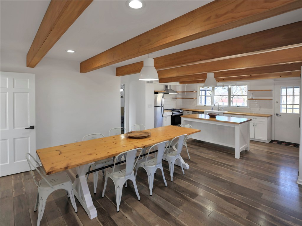 172 Crescent Hills Road