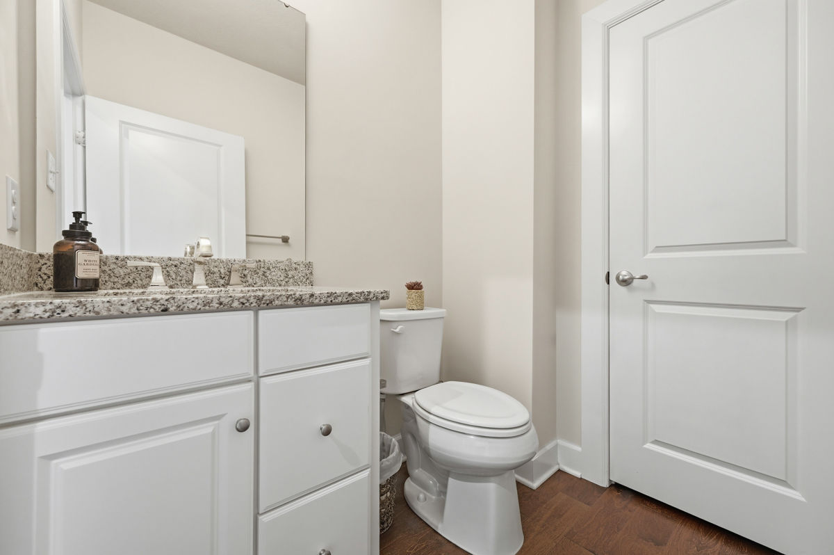 4458 Walnut Ridge CIRCLE
