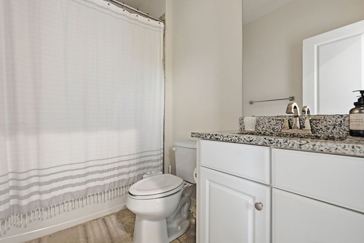4458 Walnut Ridge CIRCLE