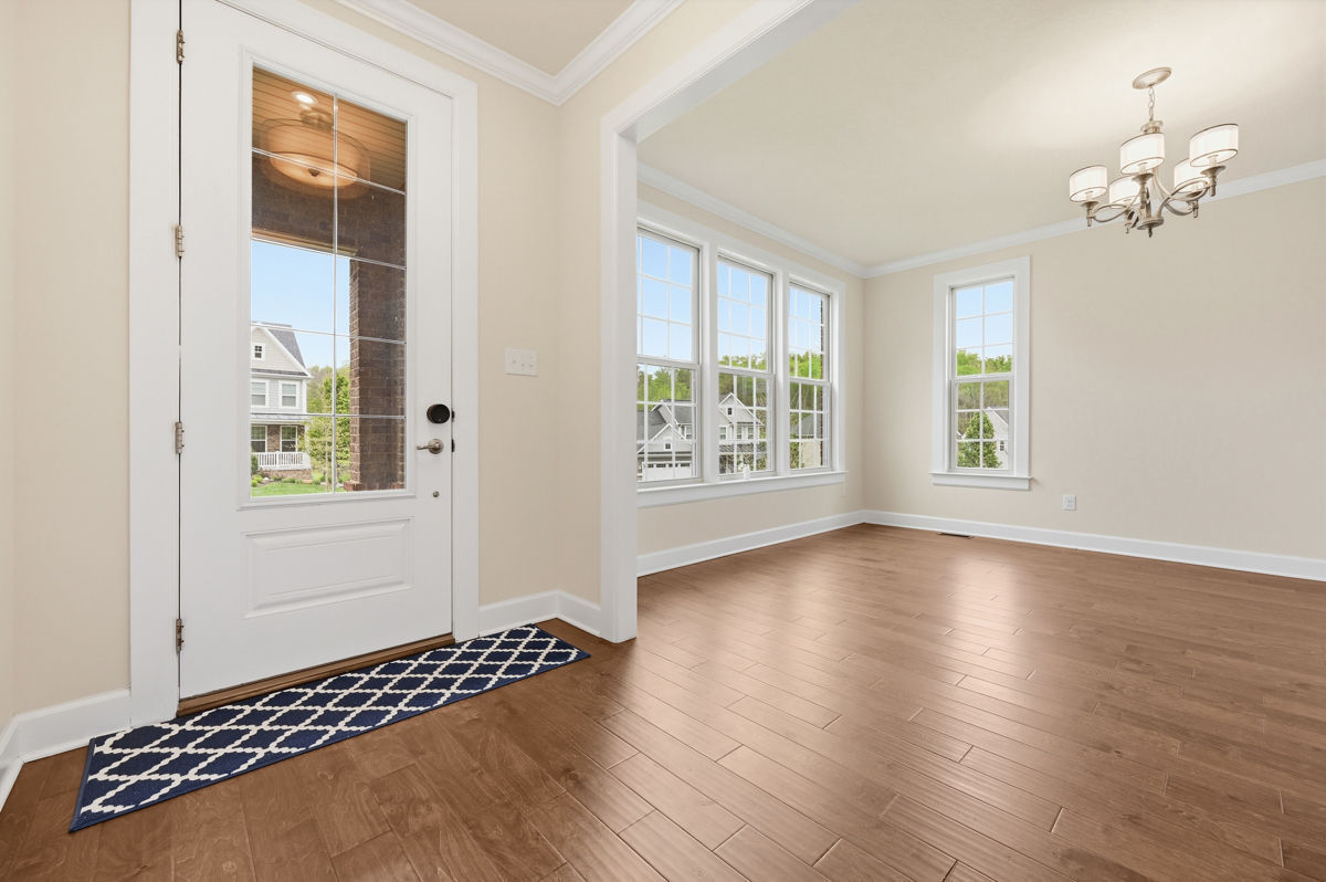 4458 Walnut Ridge CIRCLE