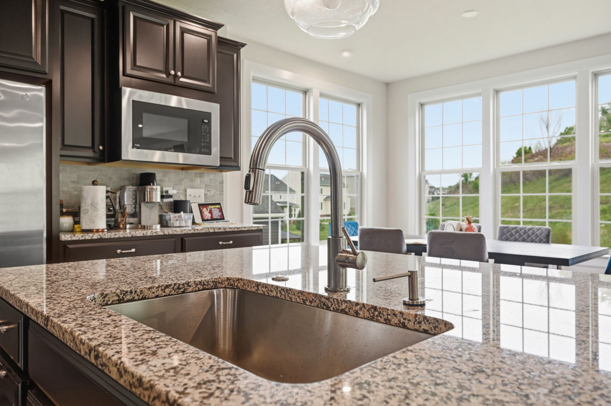 4458 Walnut Ridge CIRCLE