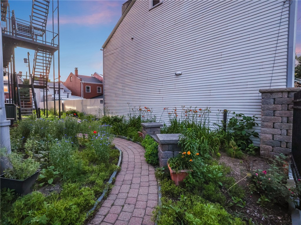 120 S 15th Street 202