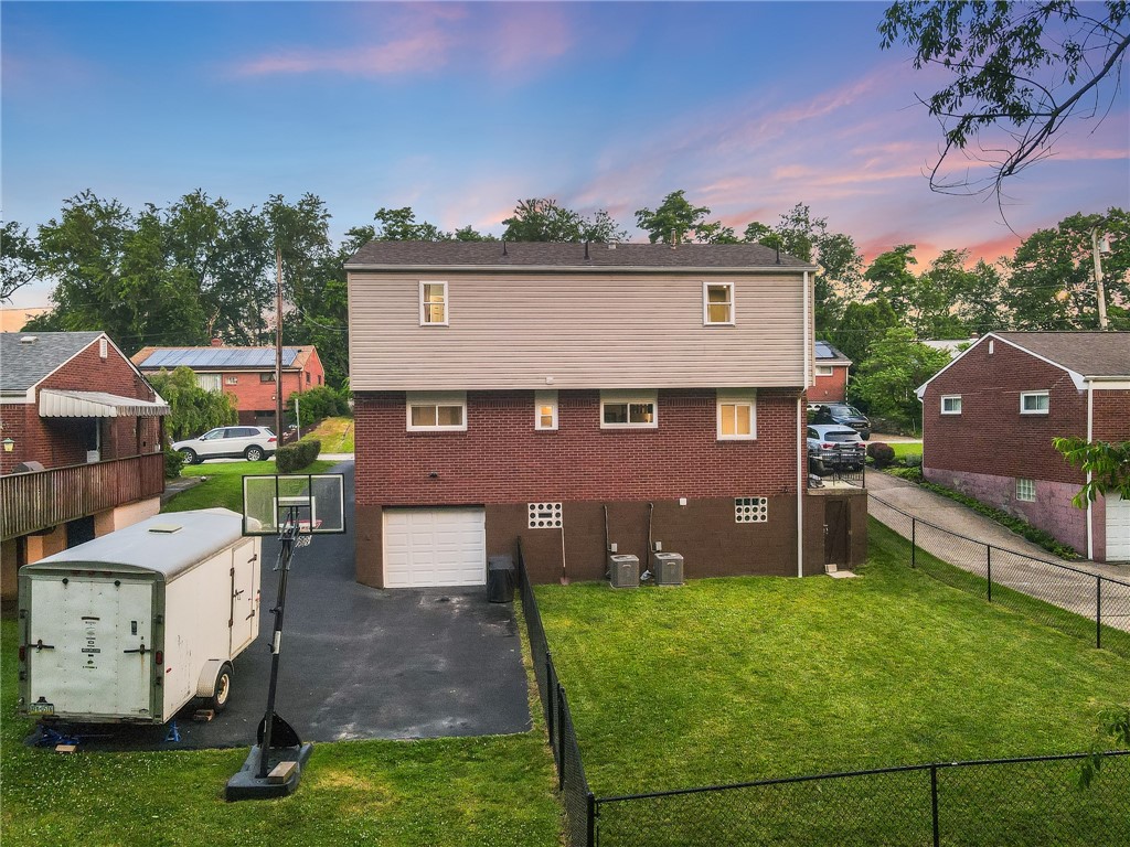 325 Faber Street