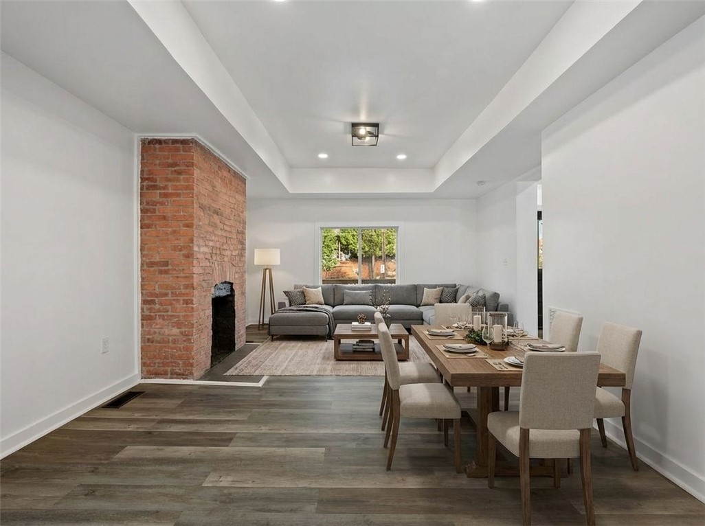 221 Bonvue St