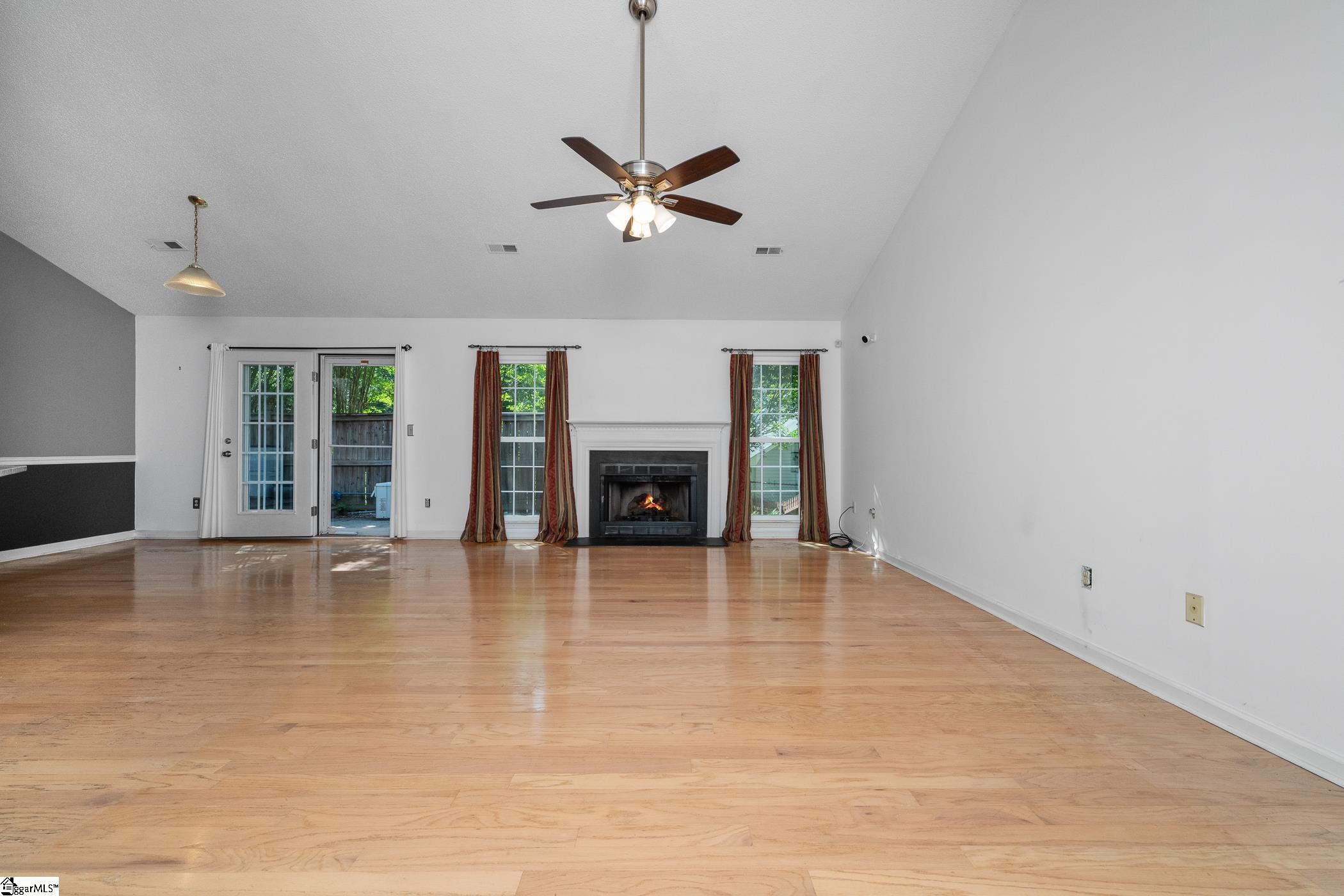 35 Chinaberry Lane