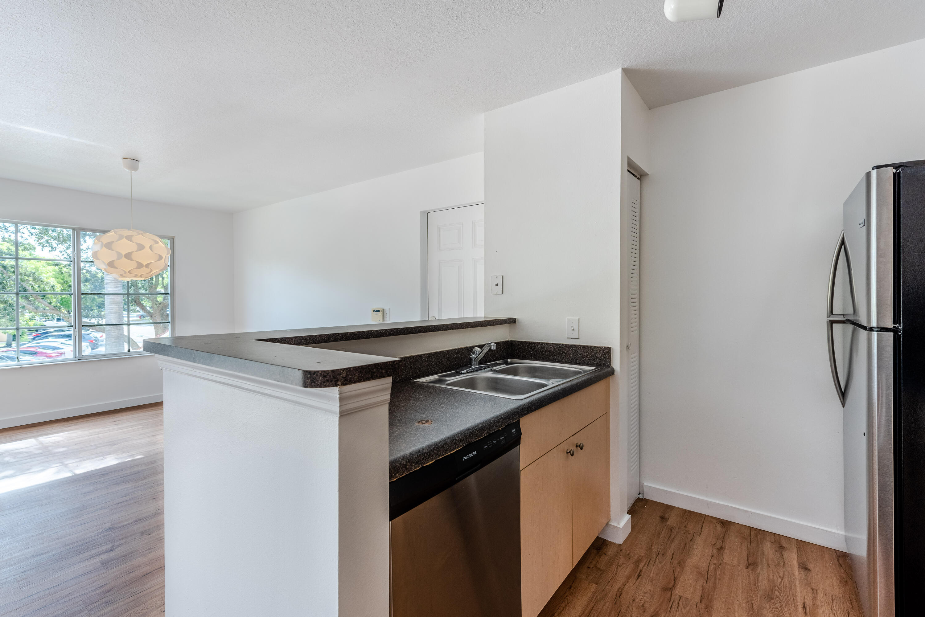 4171 San Marino Boulevard