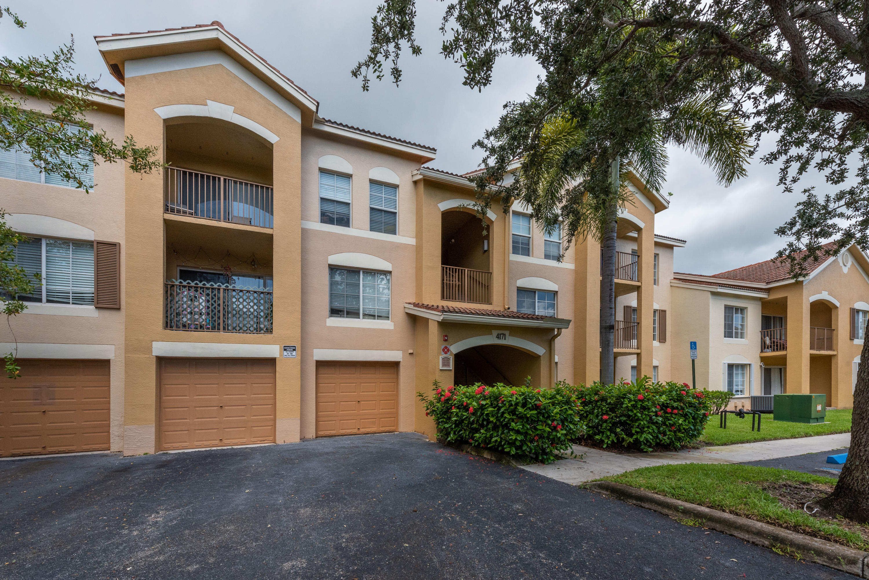 4171 San Marino Boulevard