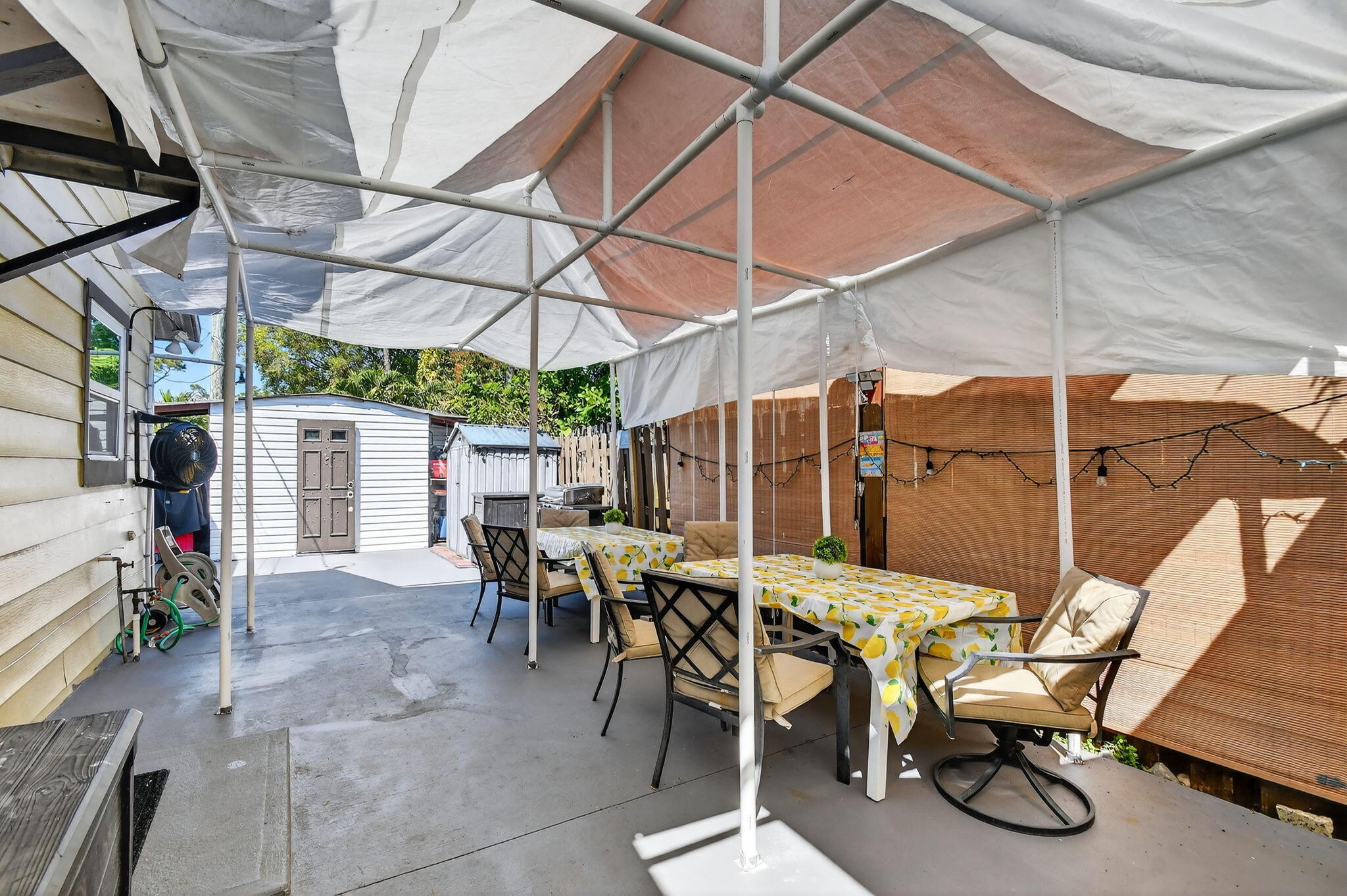 425 Broward Avenue