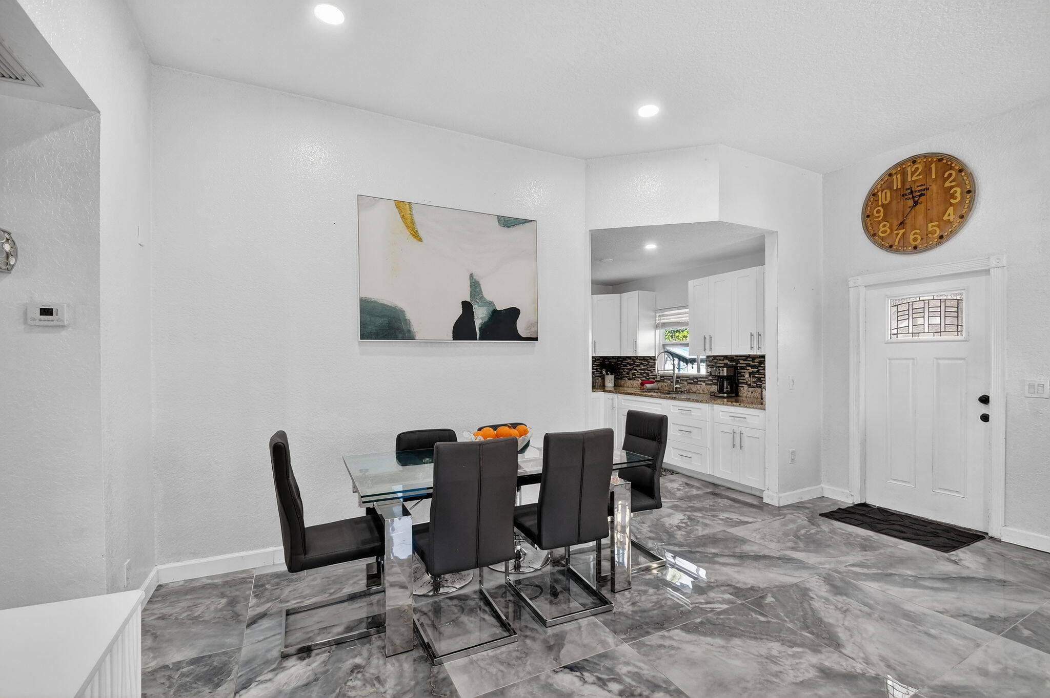 425 Broward Avenue