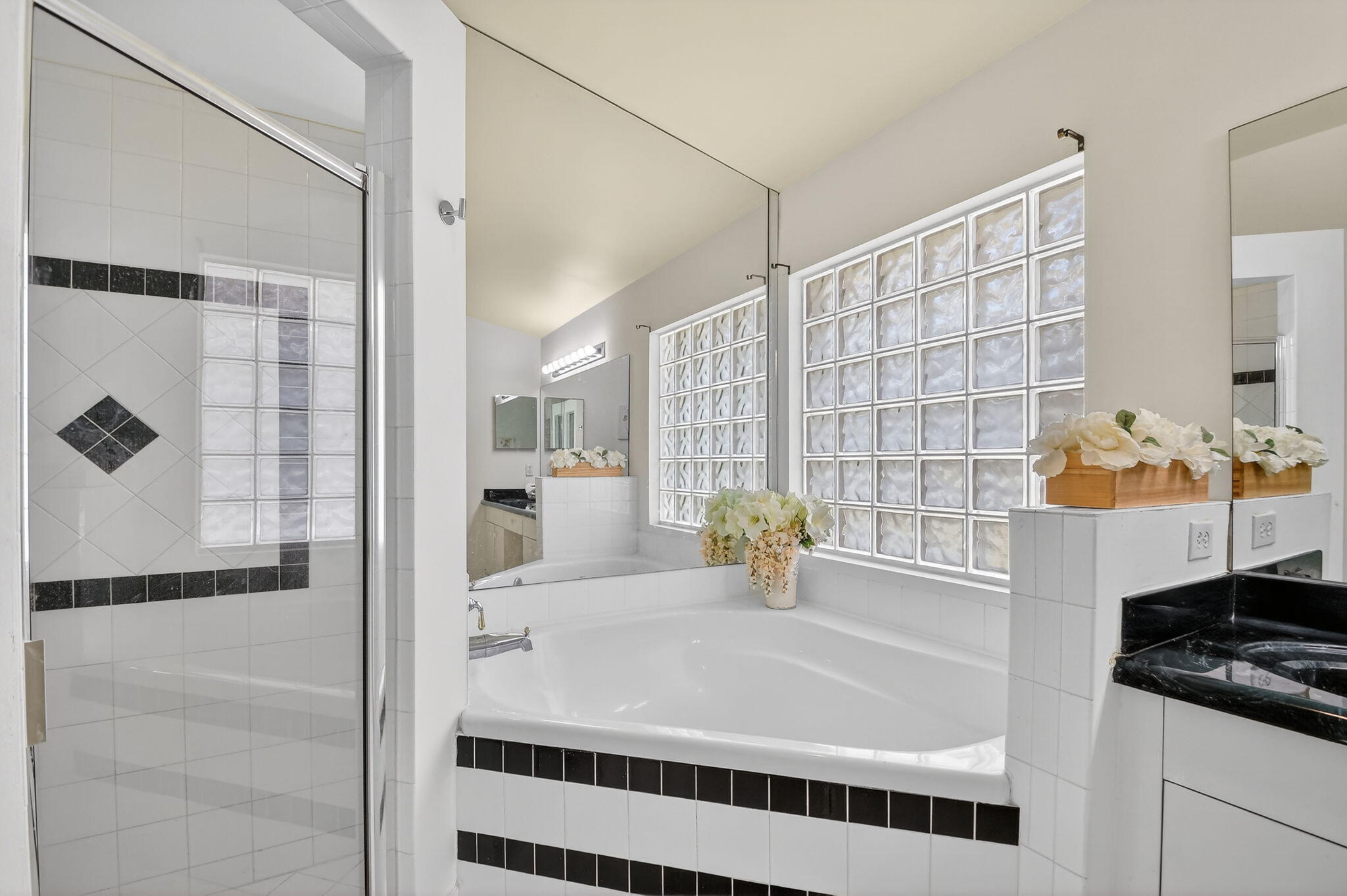 7760 Manor Forest Lane