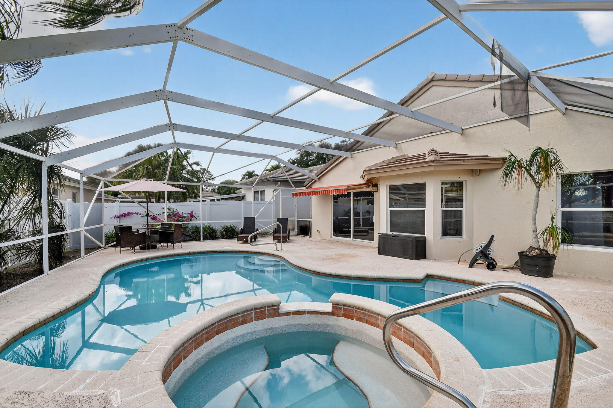 7760 Manor Forest Lane