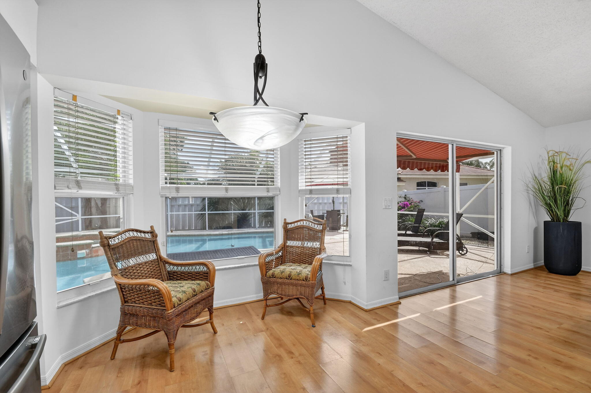 7760 Manor Forest Lane