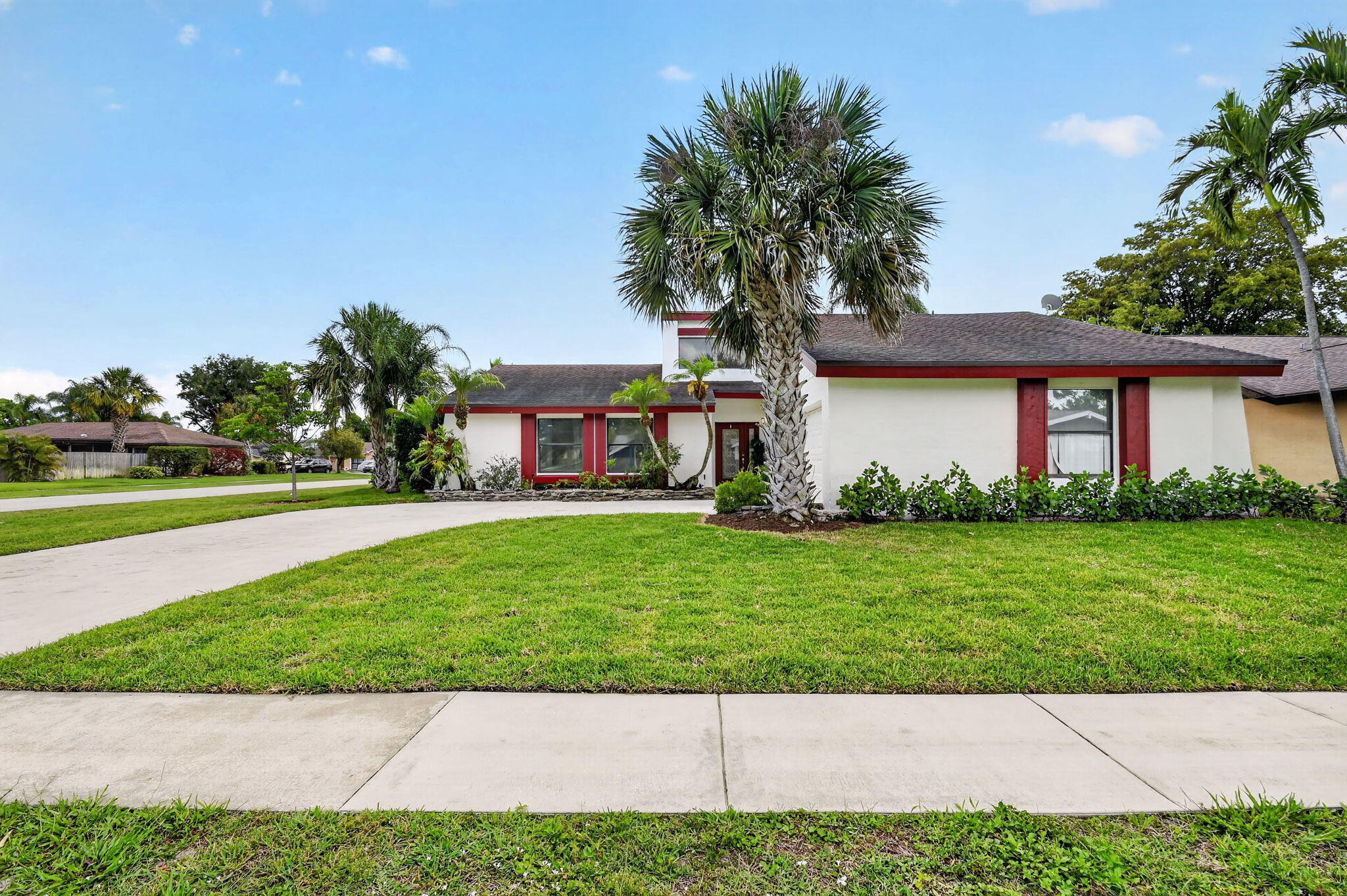 12260 Old Country Road S