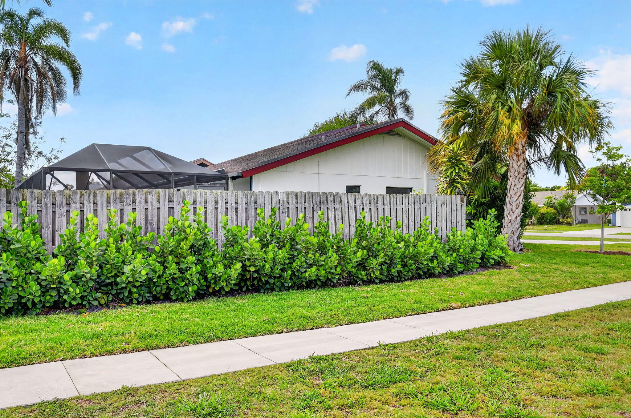 12260 Old Country Road S