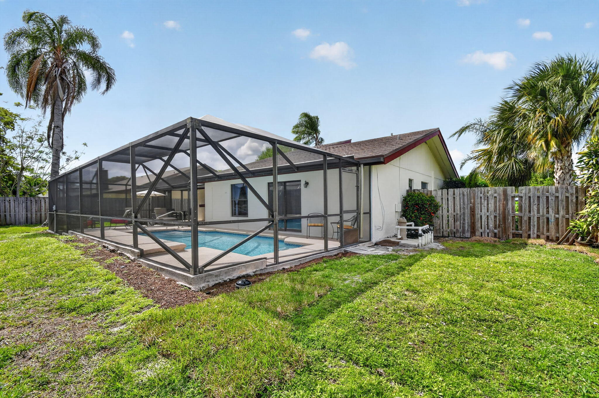 12260 Old Country Road S