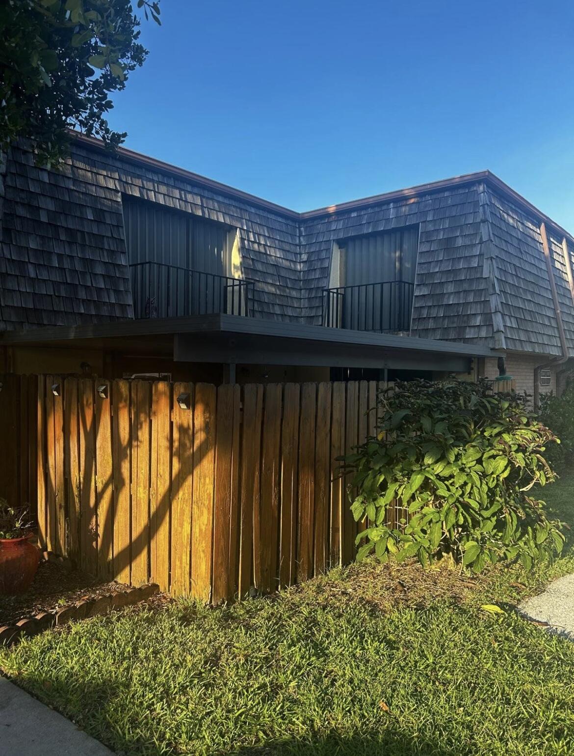 341 Lake Arbor Drive
