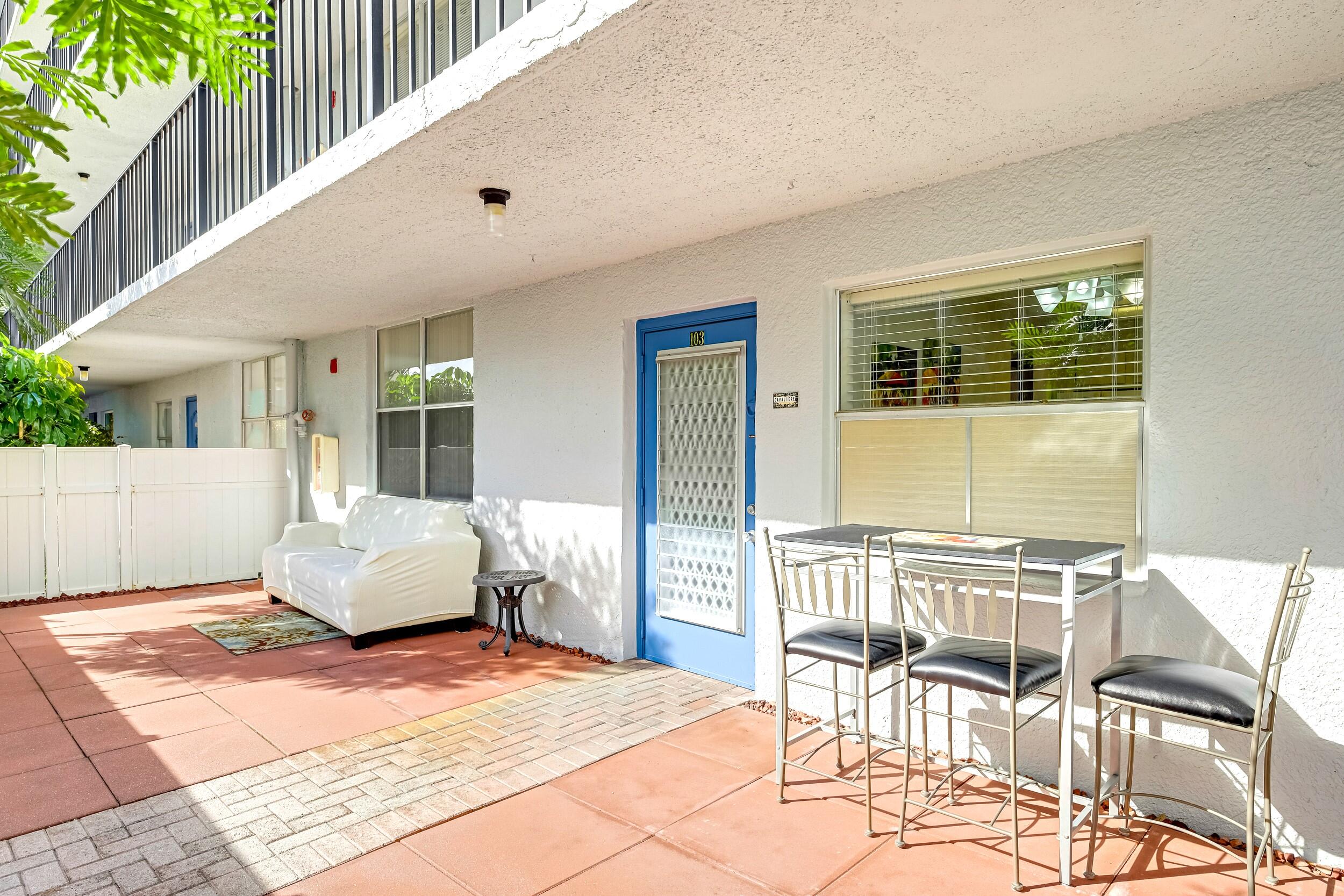 6650 S Oriole Boulevard 1030