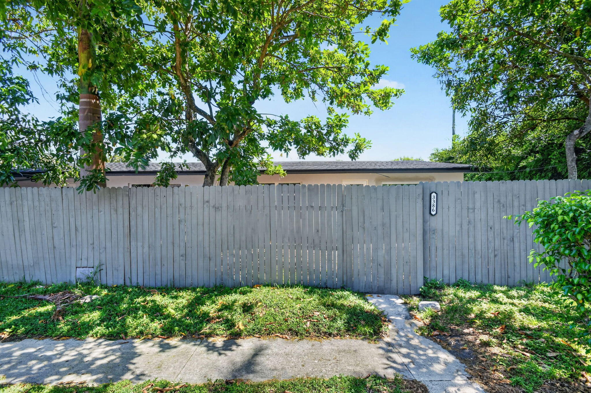 3382 Rudolf Road