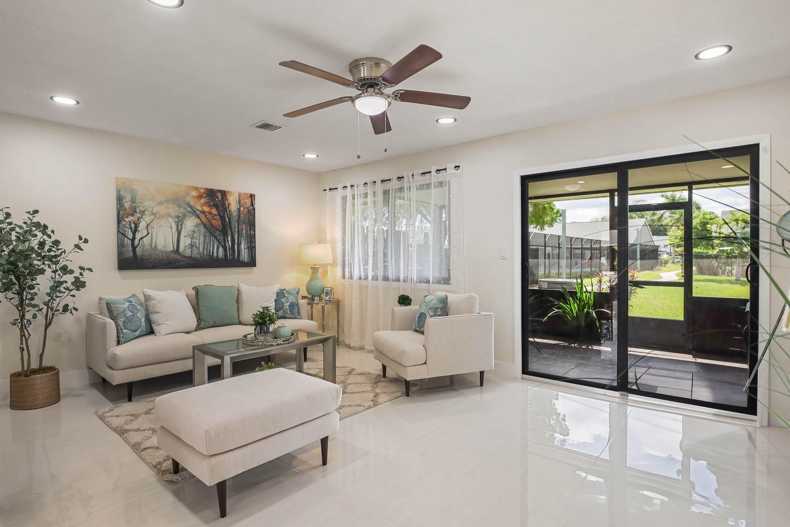 4605 PIER Drive 4605