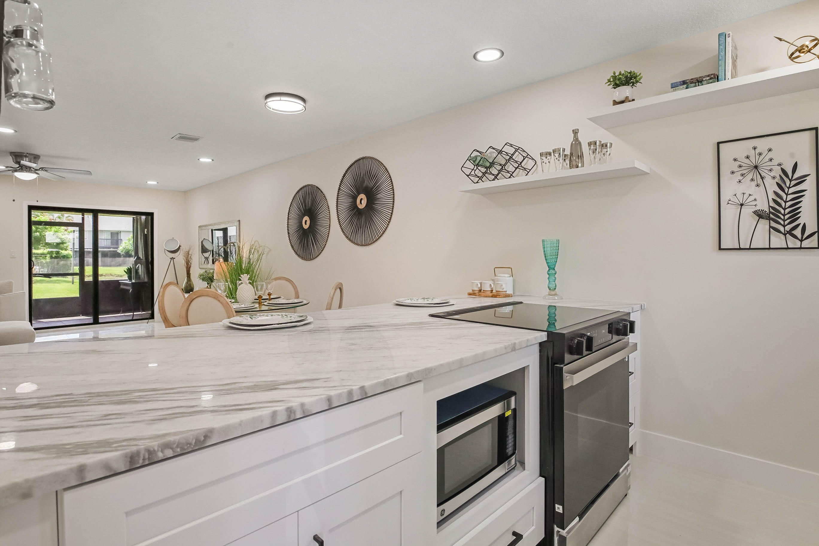 4605 PIER Drive 4605