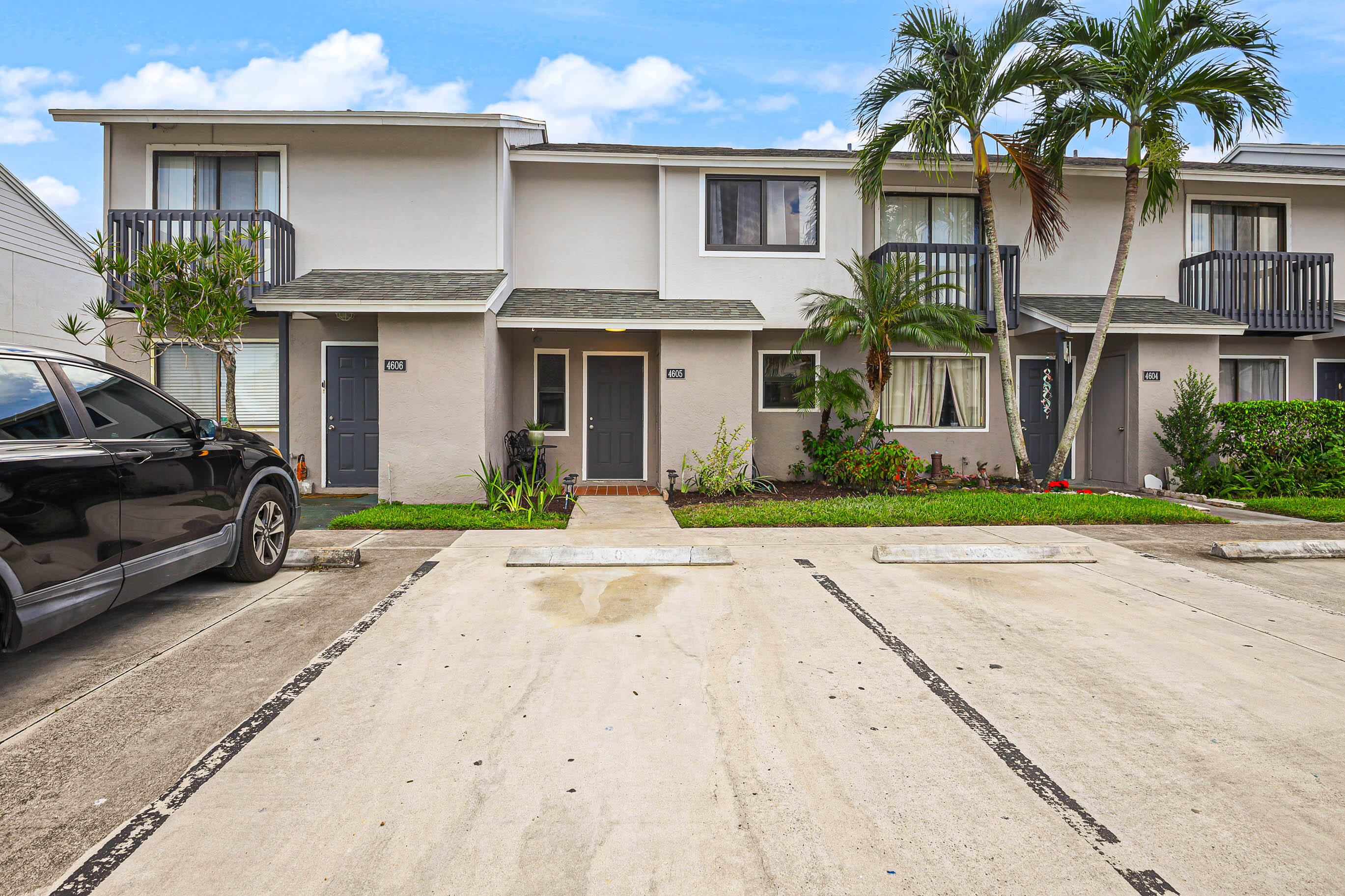 4605 PIER Drive 4605