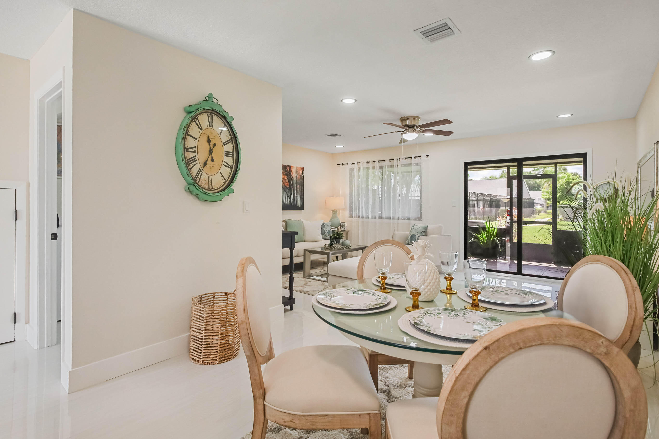 4605 PIER Drive 4605