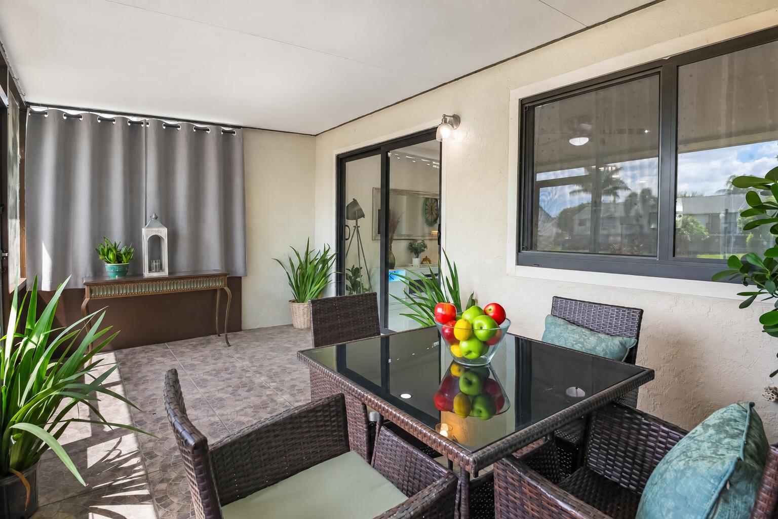 4605 PIER Drive 4605