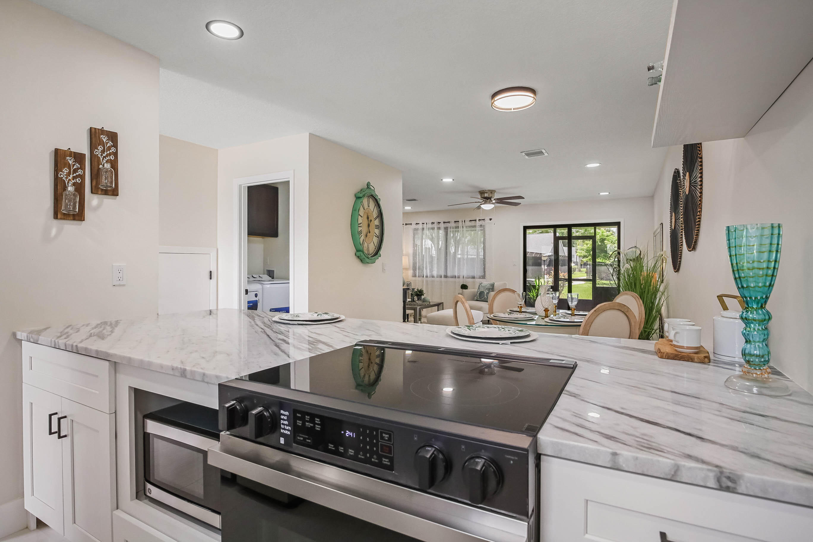 4605 PIER Drive 4605