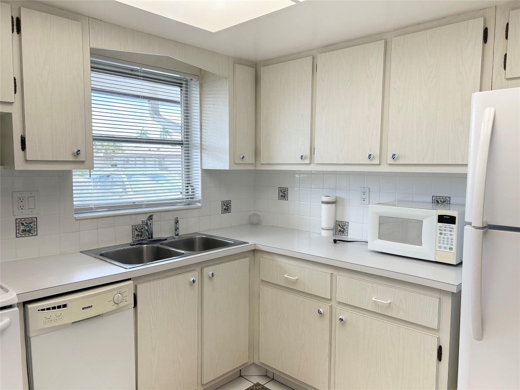 2835 Crosley Drive B, West Palm Beach Unit: B