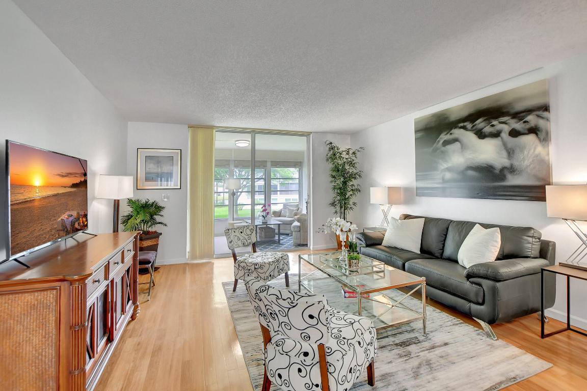 6650 S Oriole Boulevard 2030