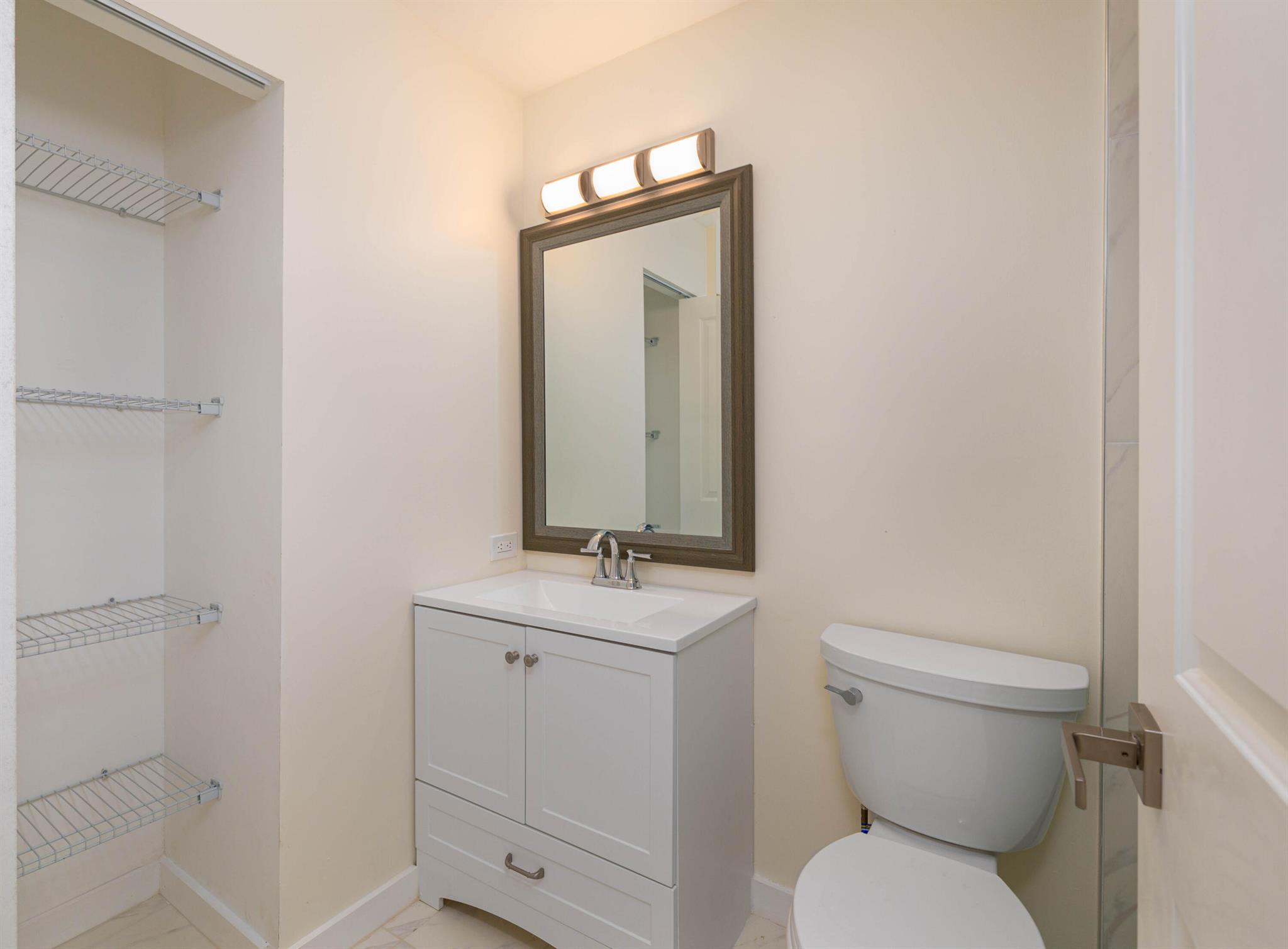 7090 SE Lillian Court