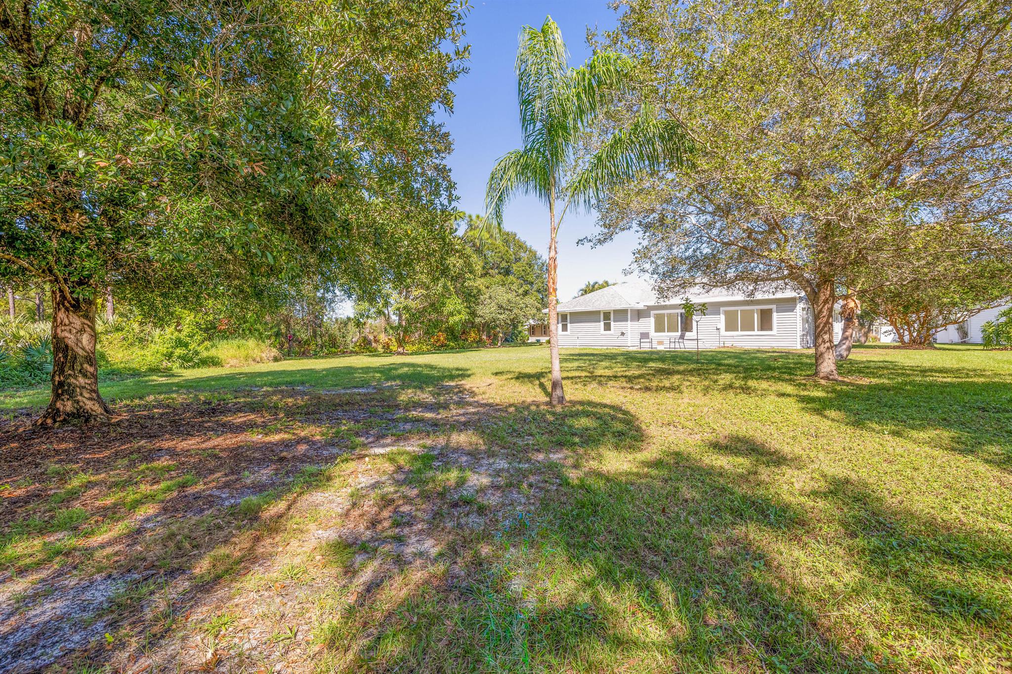 7090 SE Lillian Court