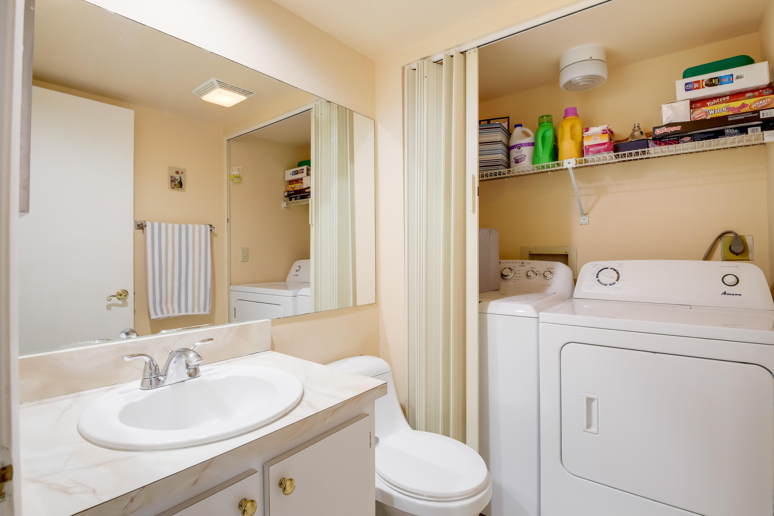 1002 Springdale Ct Court